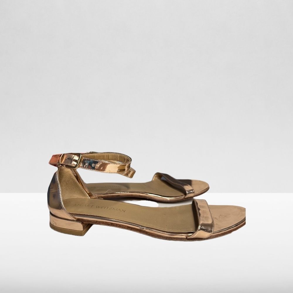 Stuart Weitzman Nudistflat Flat Sandals in Rose Gold Metallic Patent Leather